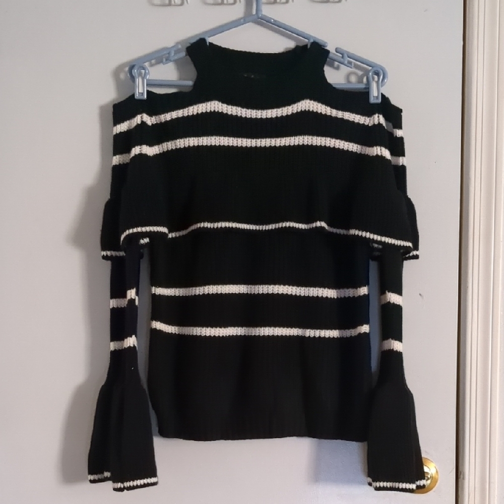 Olive Scent Striped Cold-Shoulder Ruffle Knit Sweater Bell Sleeves Large